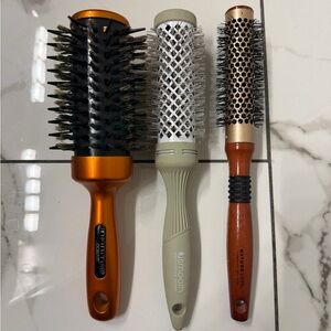 Round Ceramic Barrel Hair Brush Set - Orange, Sage Green, Wood